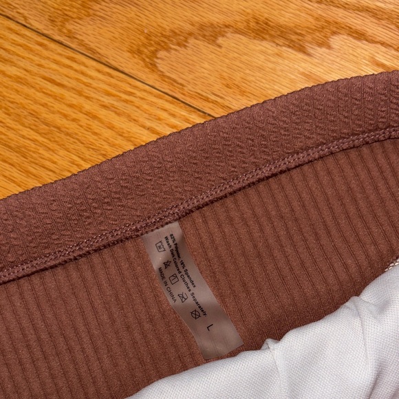 Brown Ribbed Bikini Set - Picture 6 of 6